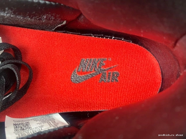 1 Satin FD4810-061 Jordan High Air OG WMNS Bred 0810